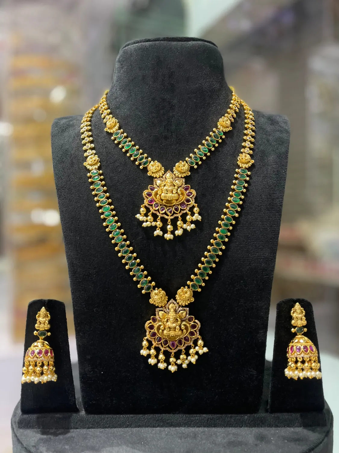 Maragatha Devi Set