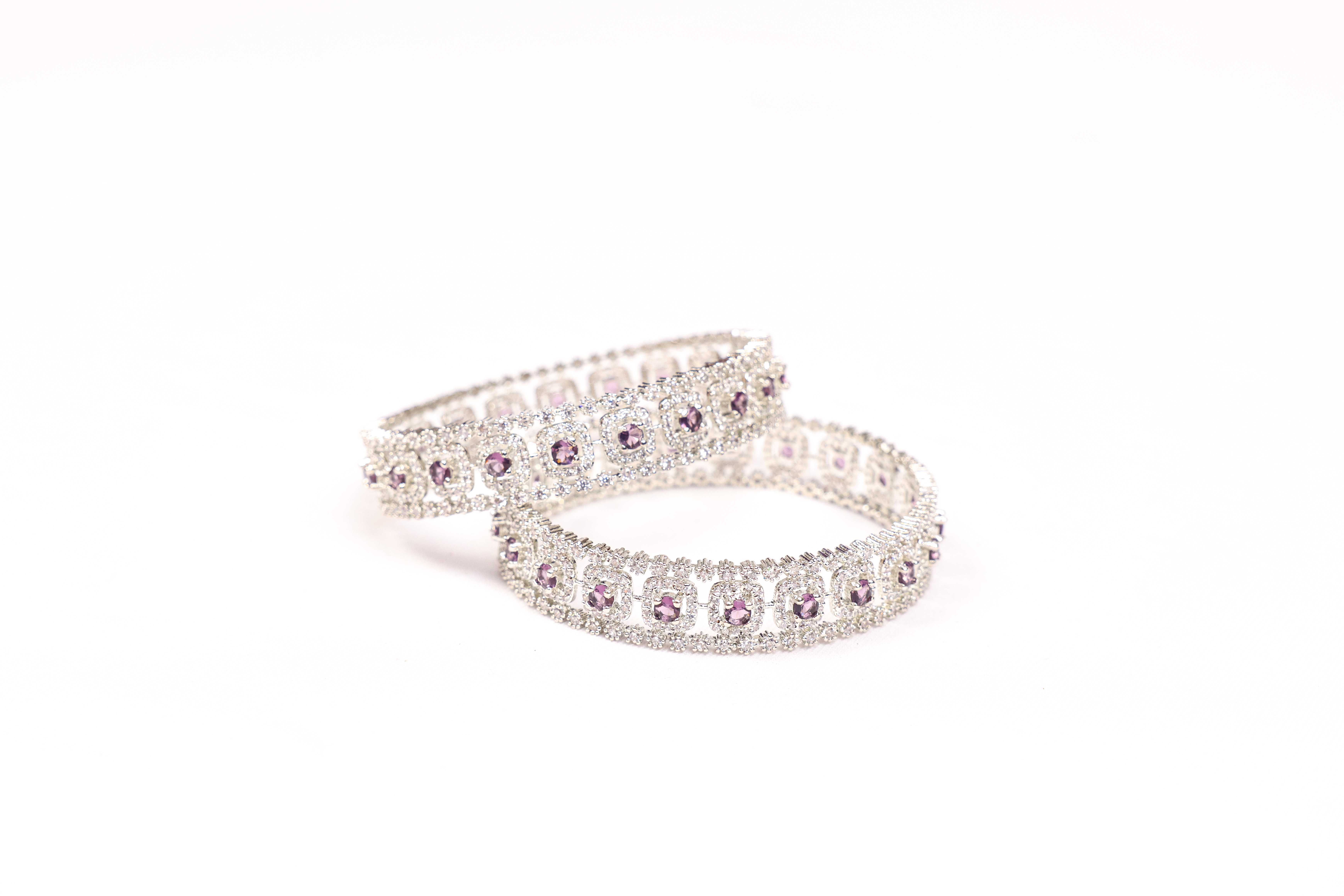 Ilavarasi Vaira Valayal