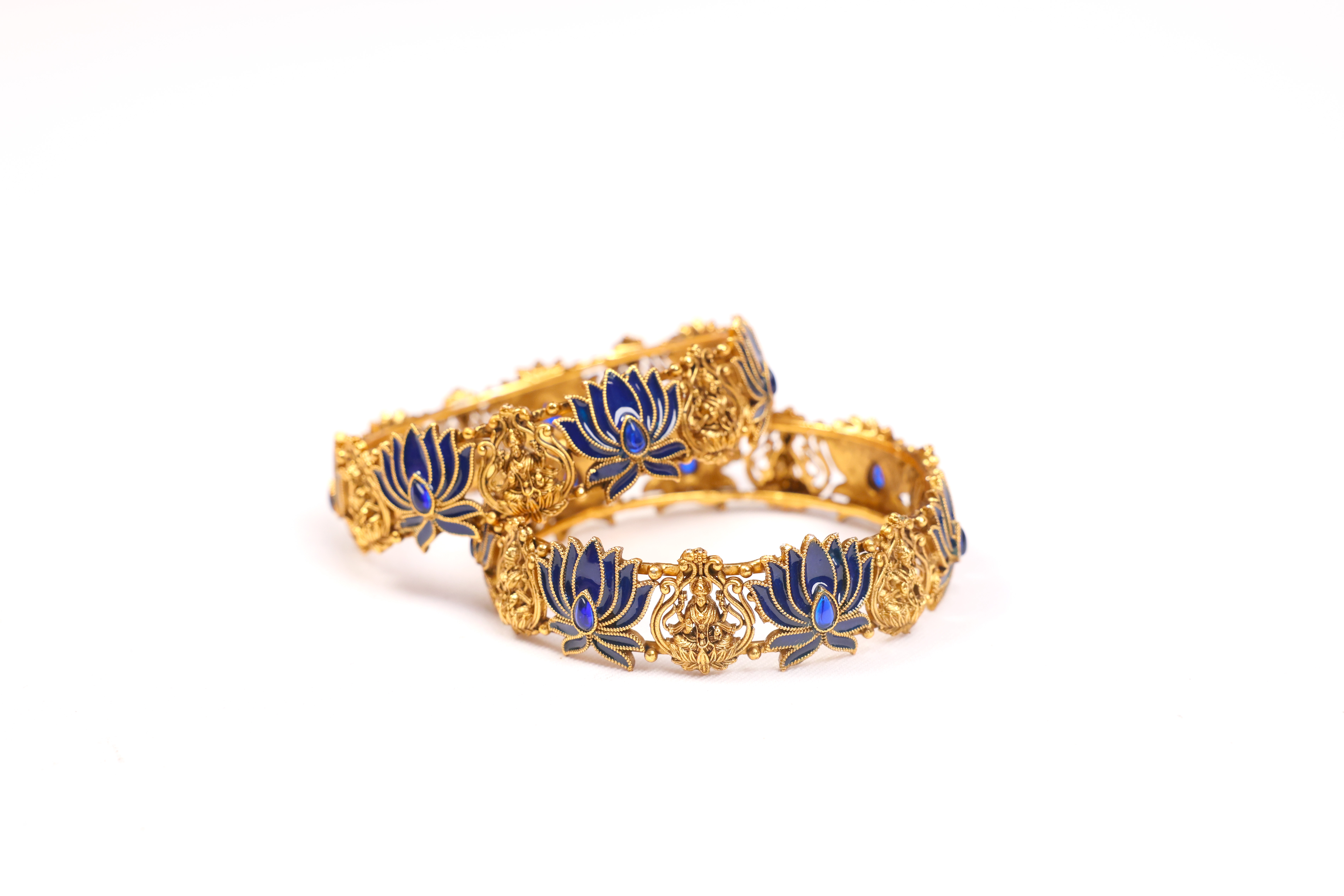 Thamarai Lakshmi Valayal