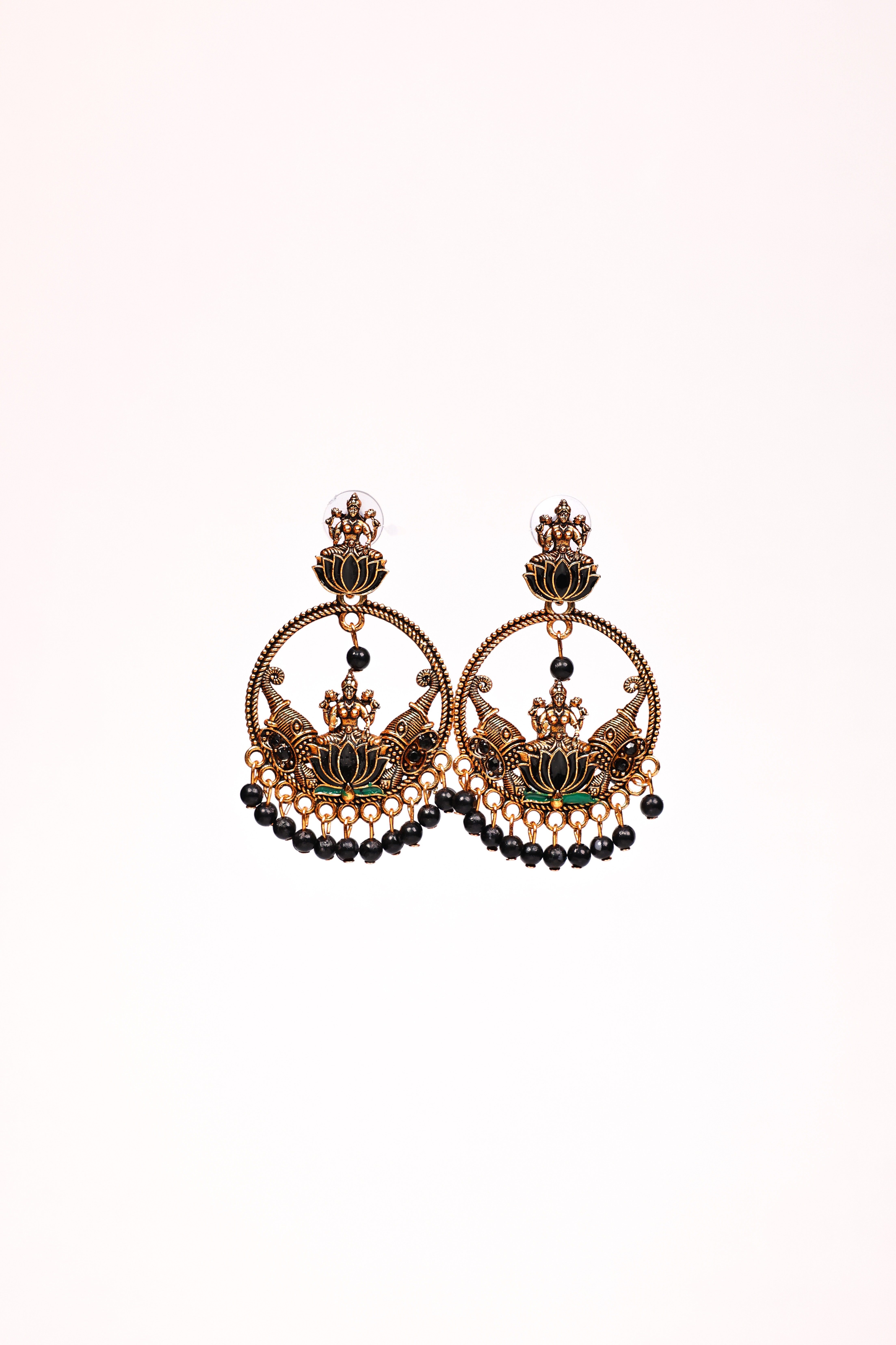 Lakshmi Vattam Maatal